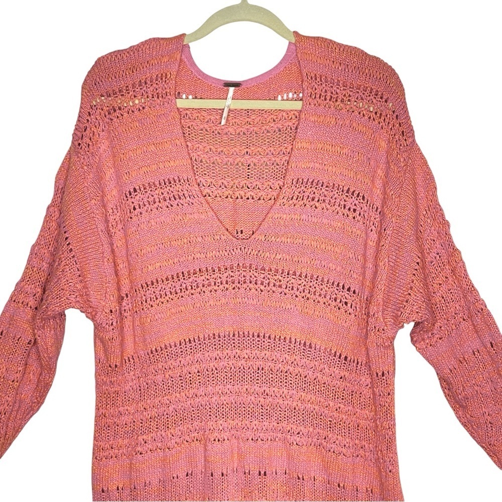 Free People Coral Pink Open Knit Oversized V-Neck Sweater Tunic Medium - Picture 6 of 15